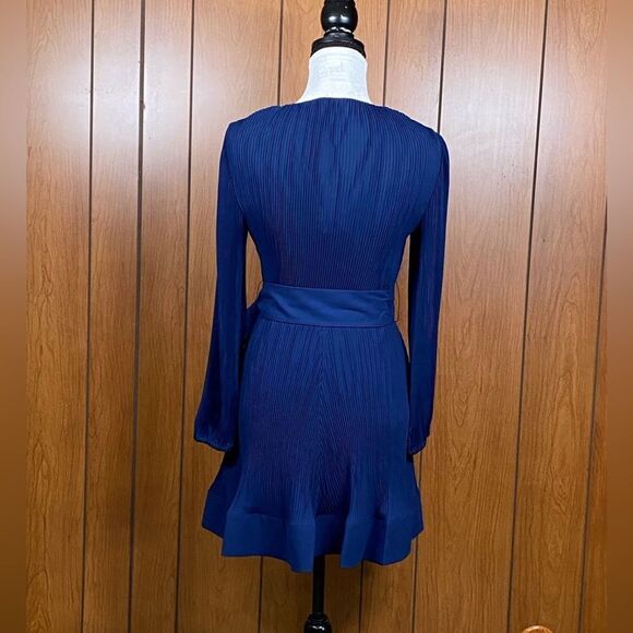 MILLY Liv Belted Pleated Dress size 4 - Picture 9 of 12